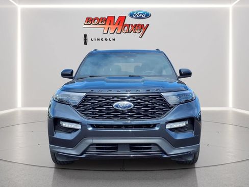 Used 2023 Ford Explorer ST-Line w/ Class IV Trailer Tow Package AWD/4WD image 2