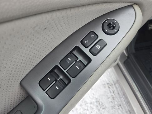 Used 2013 Kia Optima LX image 12