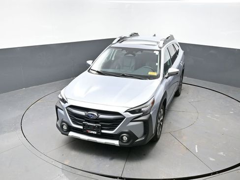 Used 2024 Subaru Outback Touring XT w/ Popular Package #2 image 18