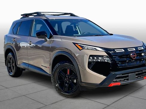 Used 2025 Nissan Rogue Rock Creek image 3