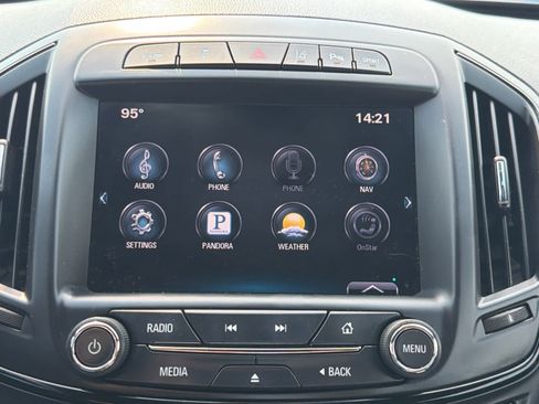 Used 2014 Buick Regal GS w/ Driver Confidence Package #1 AWD/4WD image 21