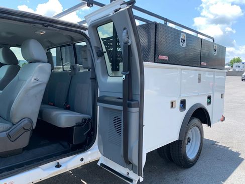 Used 2016 Ford F550 4x4 SuperCab Super Duty image 24