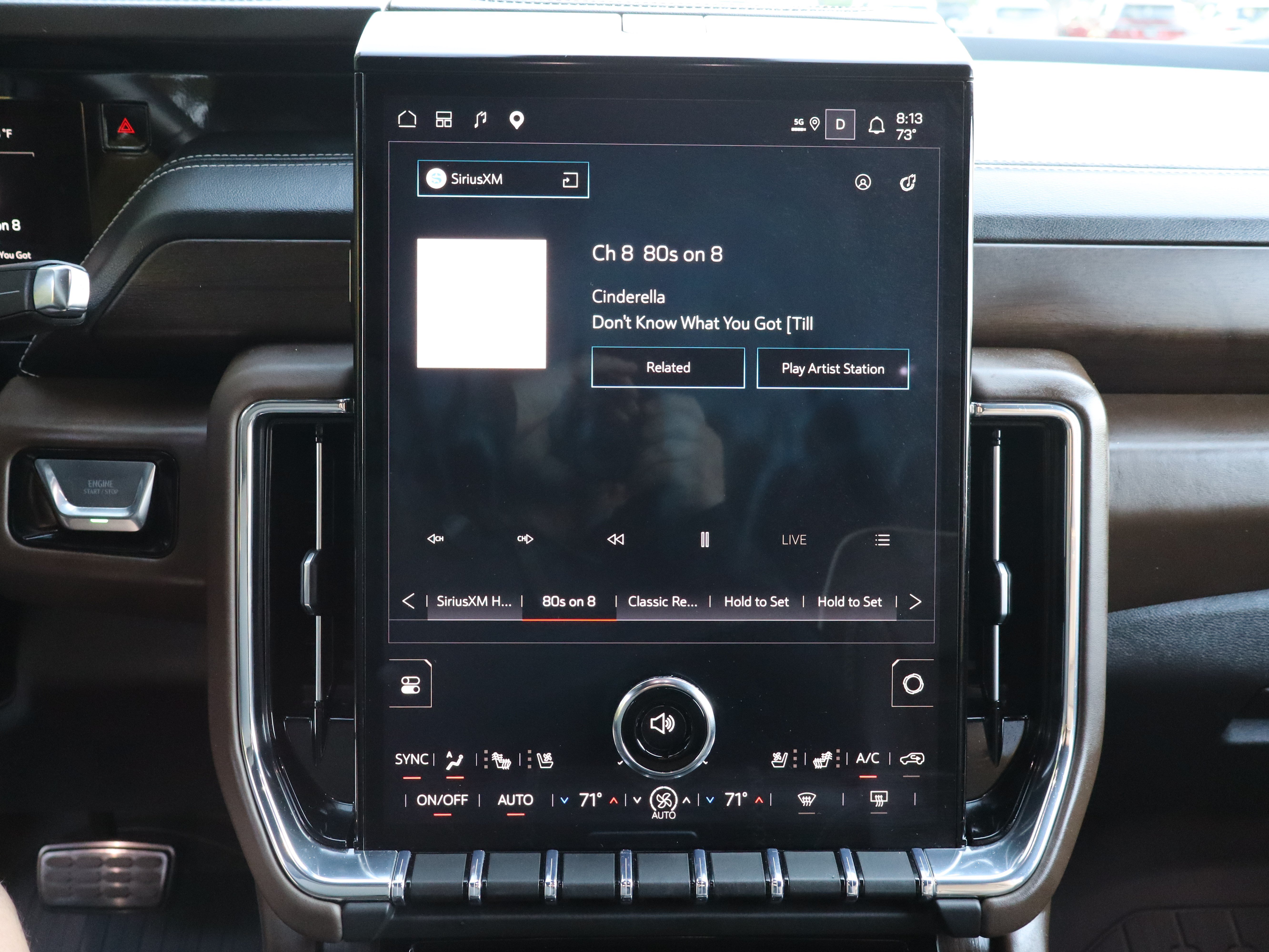 Used 2026 GMC Yukon Denali Ultimate AWD/4WD image 39