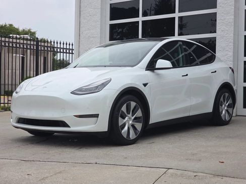 Used 2020 Tesla Model Y Long Range AWD/4WD image 9