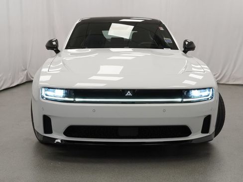 Used 2024 Dodge Charger Daytona Scat Pack w/ Plus Group AWD/4WD image 8