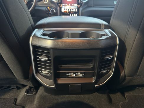 Used 2023 RAM 1500 Big Horn AWD/4WD image 33