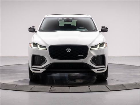 New 2025 Jaguar F-PACE R-Dynamic S AWD/4WD image 8