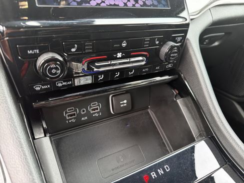 Certified 2023 Jeep Grand Cherokee Laredo w/ Luxury Tech Group I AWD/4WD image 20