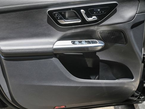 Certified 2024 Mercedes-Benz GLC 300 image 19