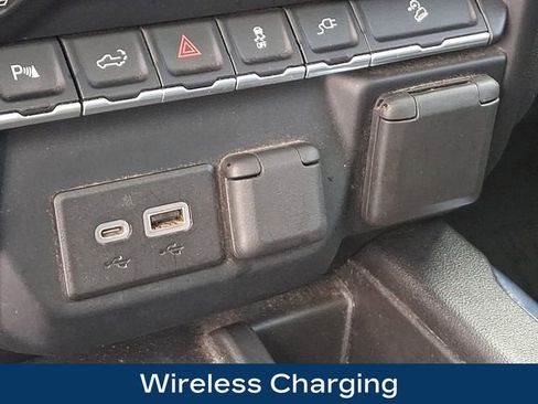 Used 2022 GMC Sierra 2500 Denali w/ Denali Ultimate Package image 28