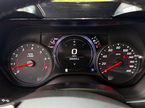 Used 2019 Chevrolet Camaro SS RWD image 39