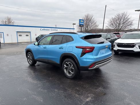 New 2026 Chevrolet Trax LT w/ Driver Confidence Package image 6