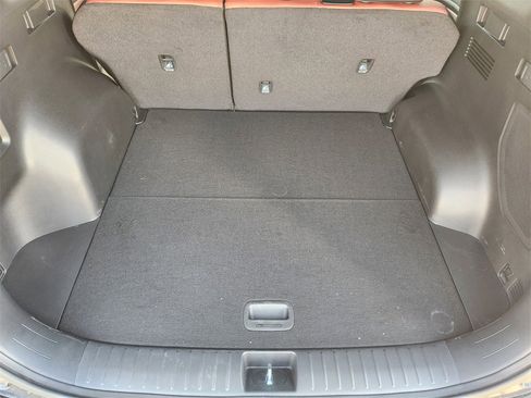 New 2025 Kia Sportage SX image 23