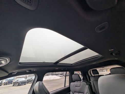 New 2026 Jeep Grand Cherokee L Limited AWD/4WD image 3