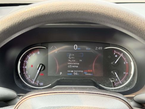 Used 2024 Toyota RAV4 LE FWD image 10