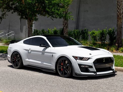 Used 2022 Ford Mustang Shelby GT500 w/ Technology Package RWD image 1