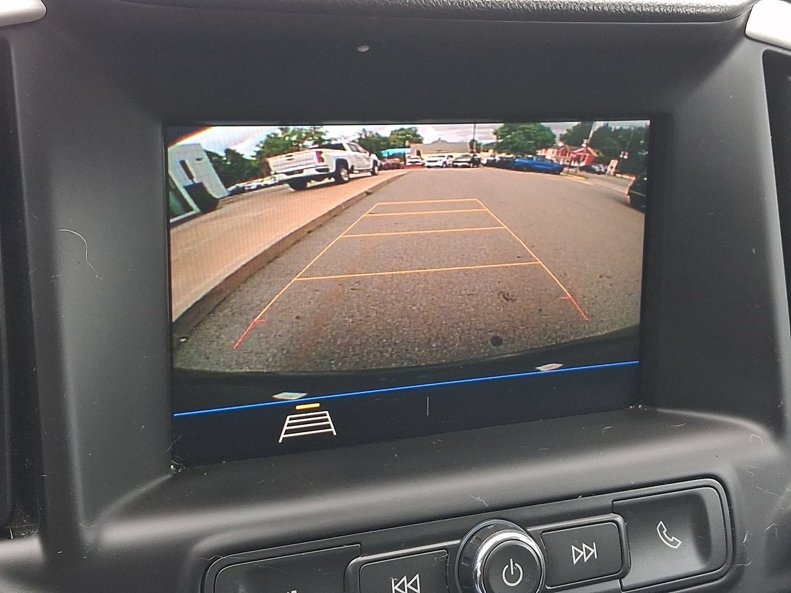 Used 2020 GMC Terrain SLE w/ Driver Convenience Package AWD/4WD image 18