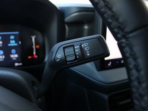 New 2025 Ford Maverick Lariat w/ Black Appearance Package image 11