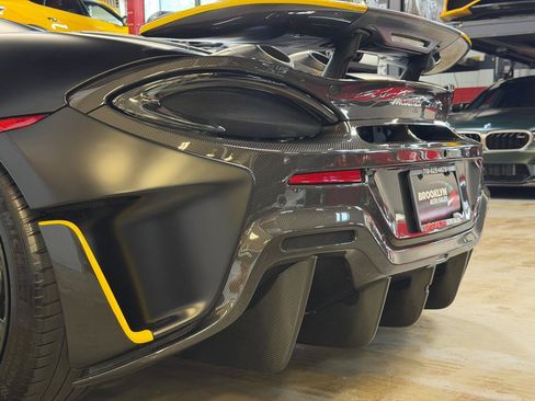 Used 2020 McLaren 600LT Spider RWD image 21