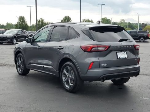 Certified 2024 Ford Escape ST-Line AWD/4WD image 4