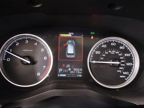 Used 2024 Subaru Forester Premium AWD/4WD image 4