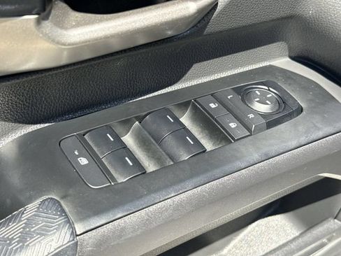 Used 2024 Toyota Tacoma TRD Sport RWD image 16