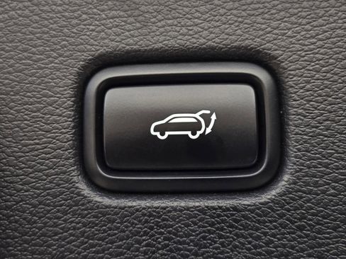 Used 2022 Kia Telluride EX w/ EX Premium Package FWD image 12