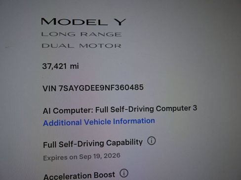 Used 2022 Tesla Model Y Long Range AWD/4WD image 19