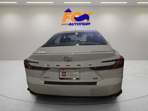 Certified 2025 Toyota Camry SE image 3
