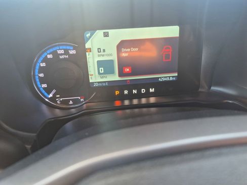 Used 2021 Ford Bronco Black Diamond image 15