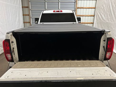 Used 2022 GMC Sierra 3500 SLE w/ SLE Convenience Package AWD/4WD image 7