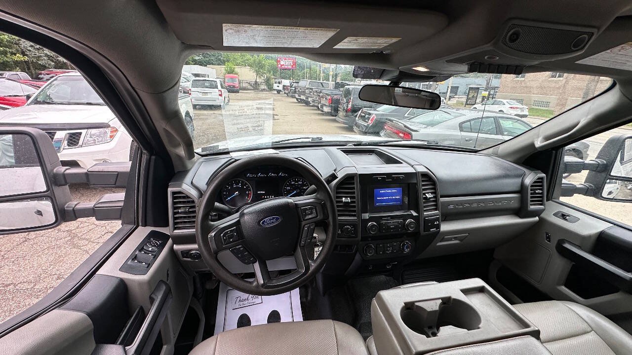 Used 2021 Ford F250 4x4 Crew Cab Super Duty image 13