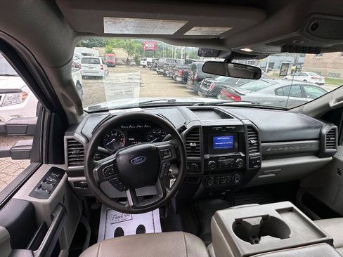 Used 2021 Ford F250 XL w/ Power Equipment Group AWD/4WD image 13