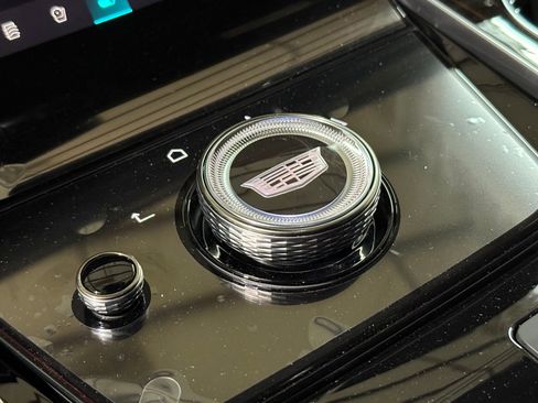 New 2025 Cadillac Escalade Premium Luxury w/ Touring Package image 35