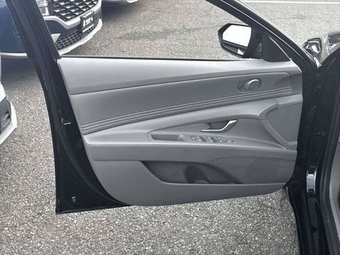Certified 2023 Hyundai Elantra SEL w/ Convenience Package FWD image 46