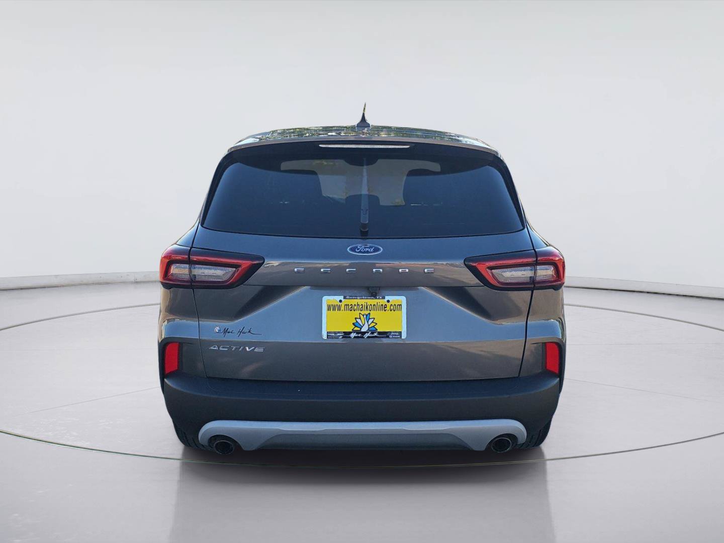 Used 2023 Ford Escape Active w/ Cold Weather Package FWD image 4