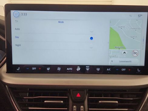 Used 2024 Ford Escape Platinum w/ Premium Technology Package image 15