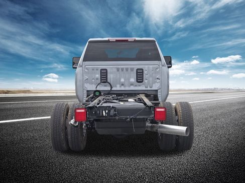 New 2026 GMC Sierra 3500 SLE w/ SLE Convenience Package image 18