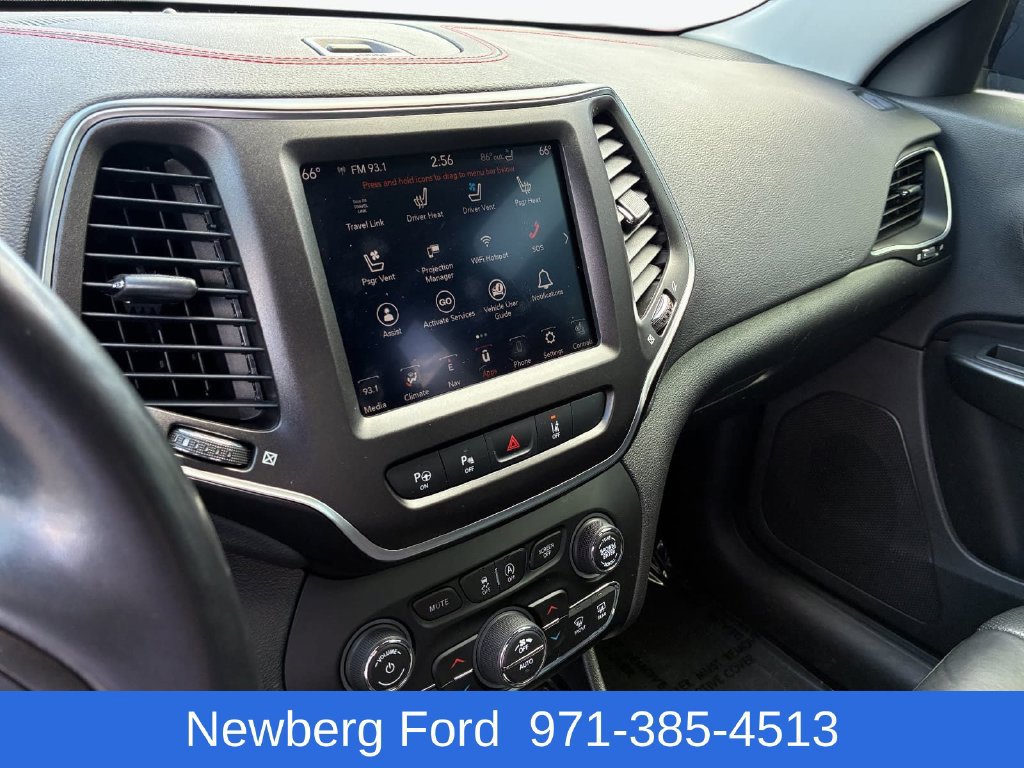 Used 2020 Jeep Cherokee Trailhawk AWD/4WD image 24