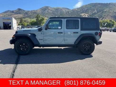 Used 2023 Jeep Wrangler Unlimited AWD/4WD image 7