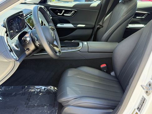 Used 2025 Mercedes-Benz E 350 Sedan image 27