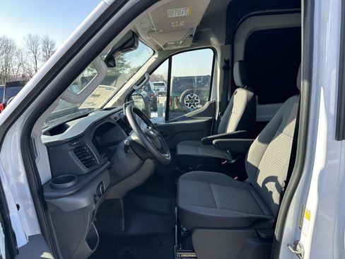 New 2026 Ford Transit 250 148 Medium Roof Extended AWD w/ Load Area Protection Package image 15