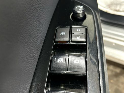 Used 2018 Toyota Prius Two w/ Prius Two Safety Plus Package image 29