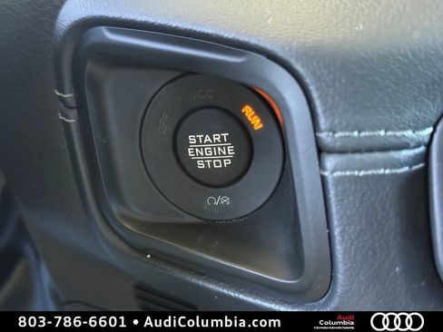 Used 2024 Jeep Wrangler Unlimited Rubicon AWD/4WD image 29