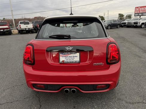 Used 2021 MINI Cooper S image 6