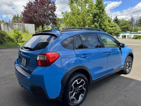 Used 2016 Subaru Crosstrek 2.0i Limited AWD/4WD image 3