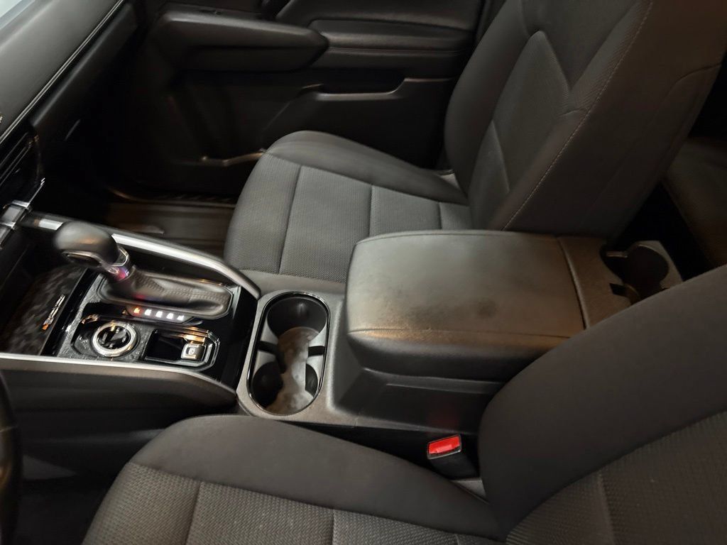 Certified 2023 Chevrolet Colorado LT w/ LT Convenience Package II AWD/4WD image 19