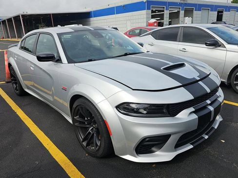 Used 2023 Dodge Charger Scat Pack RWD image 3