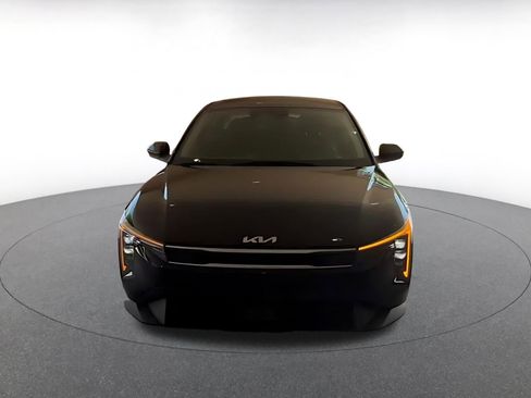Used 2025 Kia K4 FWD image 11