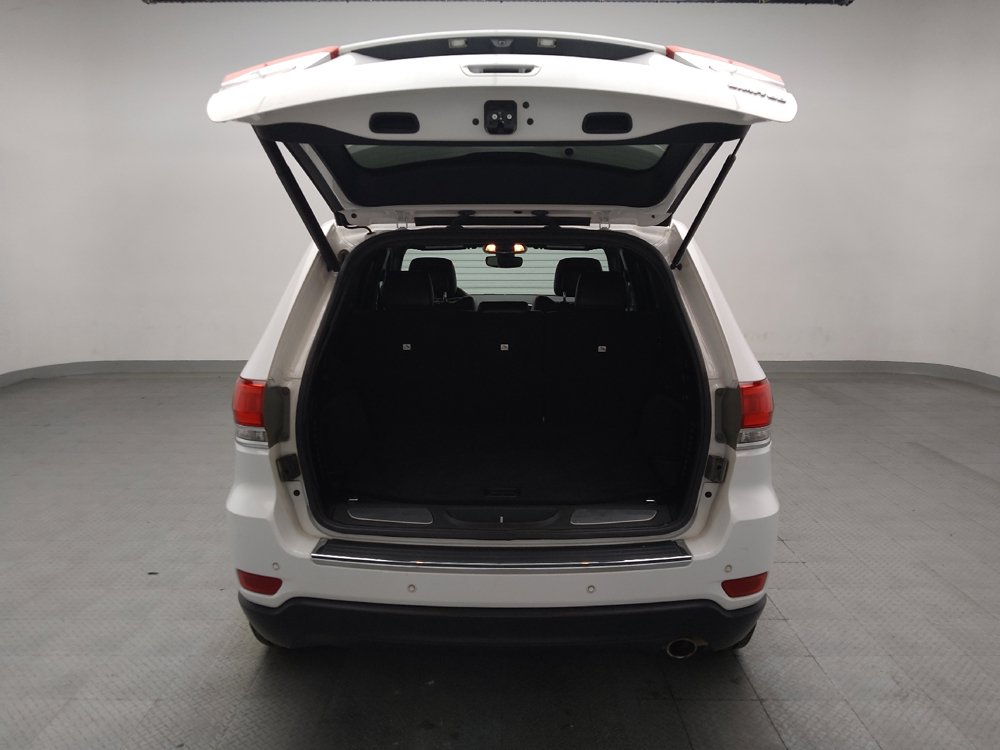 Used 2018 Jeep Grand Cherokee Limited RWD image 29